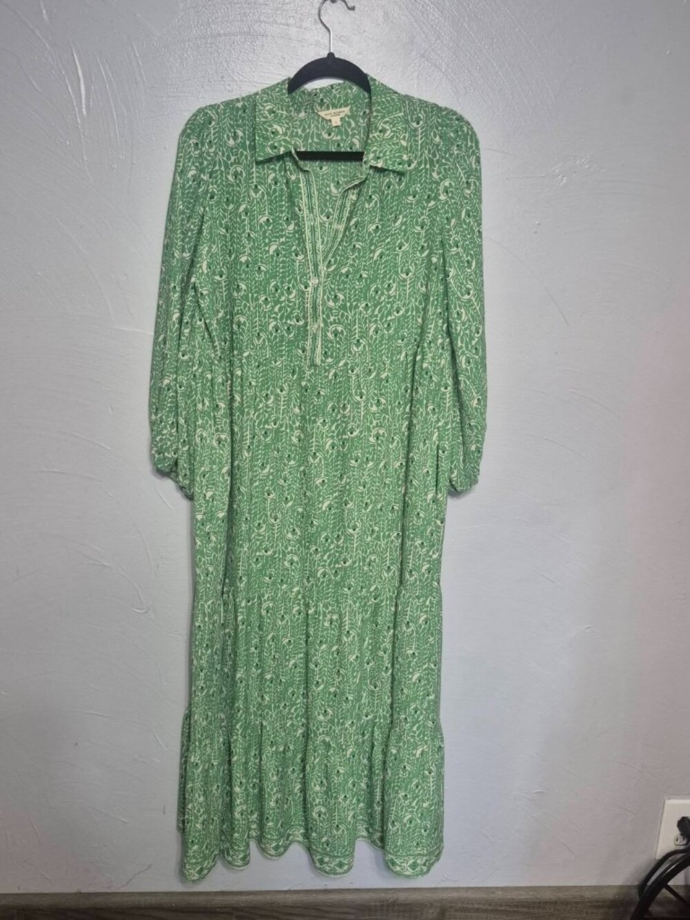 Max Studio London Green Print Maxi Dress Size Large L Pockets